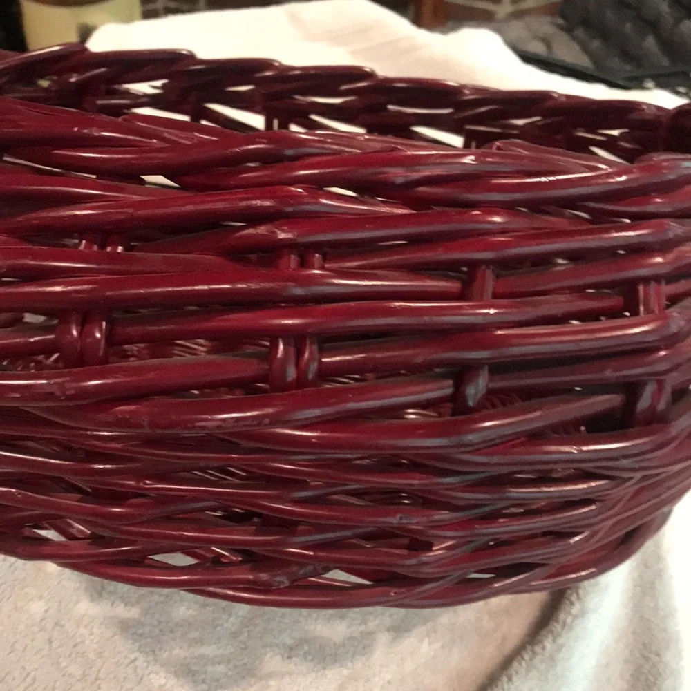 Basket Burgundy with Handle